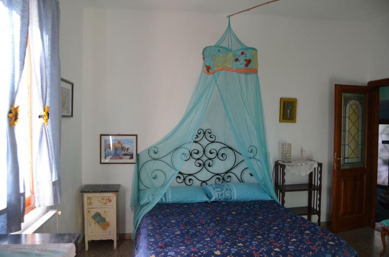 La Castellana Una Finestra Sul Mare- Air Conditioned Lerici Luaran gambar